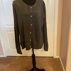 Cardigan sweater